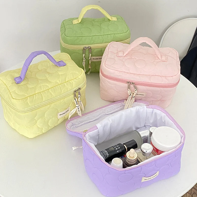 Trousse de toilette grand format matelassée - Image 5