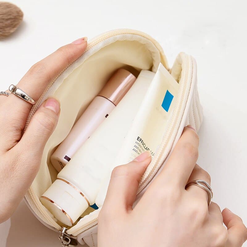 Trousse de toilette beige - Image 3