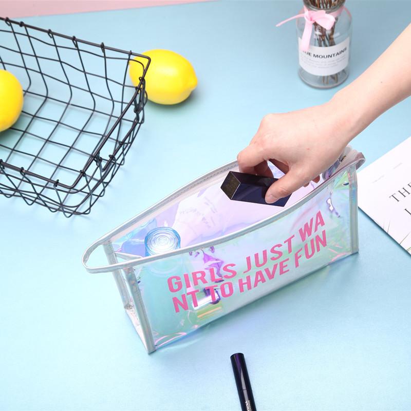Trousse de toilette transparente girly - Image 3